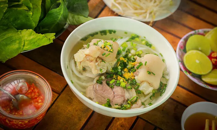 Về Tây Ninh vương vấn mãi bánh canh Trảng Bàng