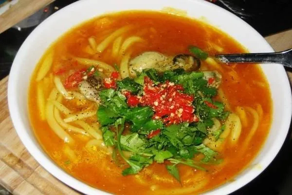 Về Tây Ninh vương vấn mãi bánh canh Trảng Bàng