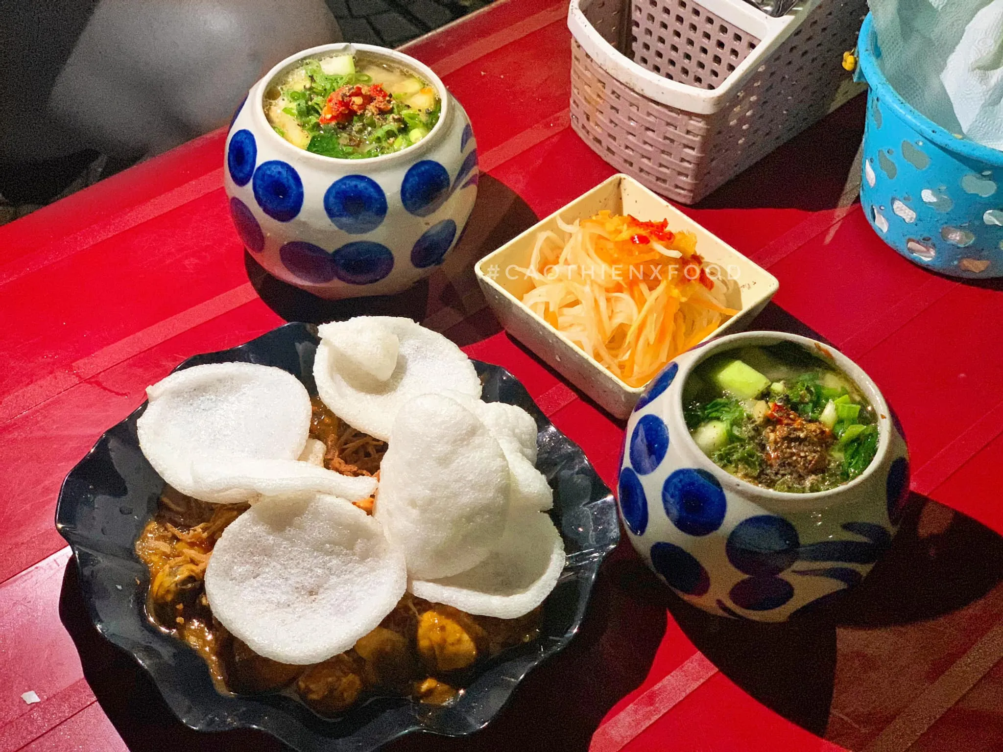 Vịt lộn um bầu: Món ăn ‘thần dược’ ở Huế