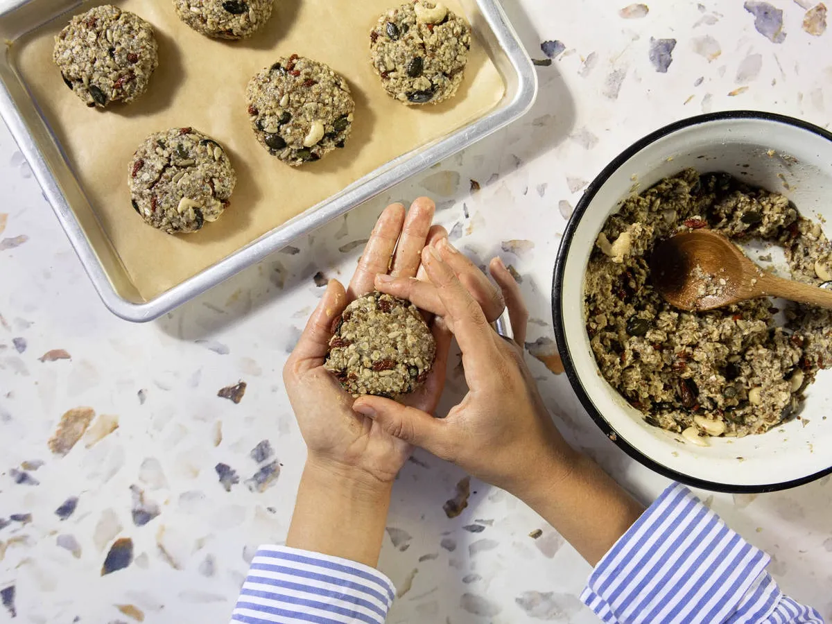 3 loại bánh cookie giòn tan béo ngậy bạn có thể tự làm tại nhà dễ dàng