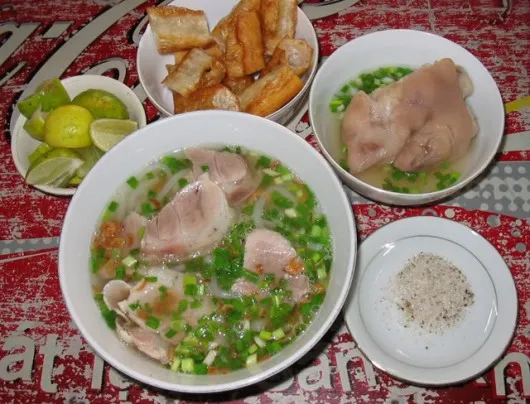 8 loại bánh canh hấp dẫn của Sài Gòn