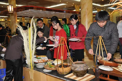 Buffet hải sản dành cho thực khách khó tính nhất .