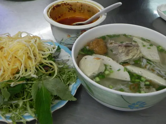 Bún Thái, món ăn sáng tạo ở Sài Gòn