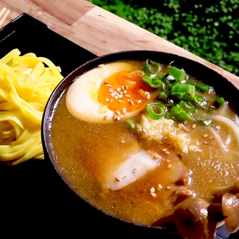 Cách làm ramen Nhật Bản với nước dùng tươi ngon đơn giản tại nhà