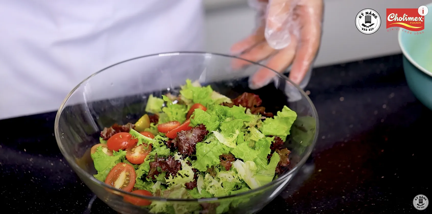 Cách làm Salad trộn Hải Sản rất ngon, thanh mát và đơn giản dễ làm