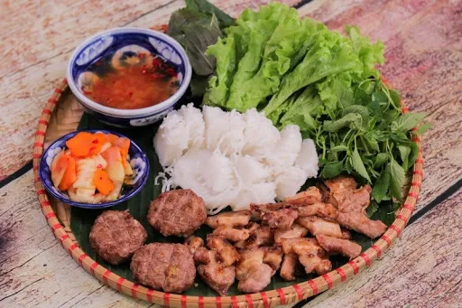 Cách ướp thịt làm bún chả “chuẩn không cần chỉnh”, ngon không kém ngoài hàng