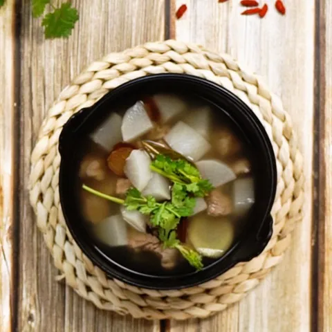 Canh củ cải thăn bò