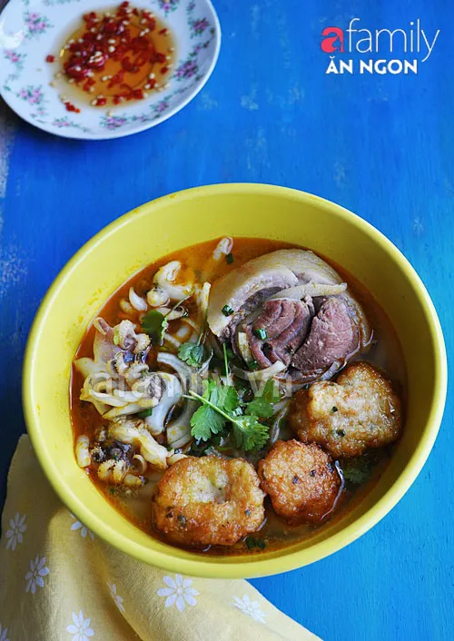 [Chế biến] – Bánh canh chả mực, món ngon cuối tuần