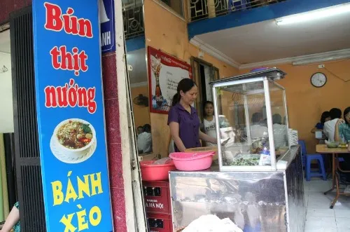 [Chế biến]- Bánh nậm, ăn chục cái vẫn không ngán