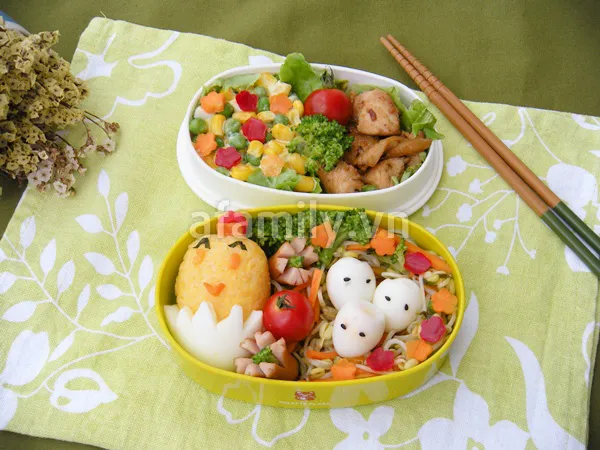 [Chế biến] – Bento gà con cho bé yêu