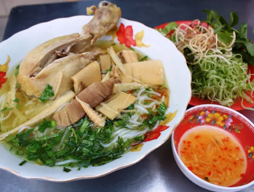 [Chế biến]-Bún măng vịt