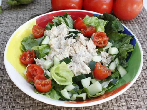 [Chế biến] – Salad cá ngừ và hạt đậu gà