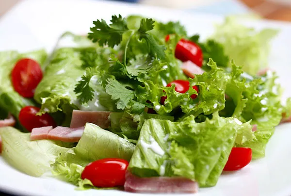 [Chế biến]-Salad nhiệt đới