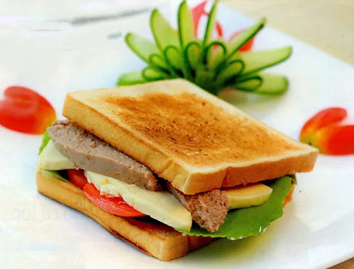 [Chế biến] – Sandwich pa-tê gan ngỗng