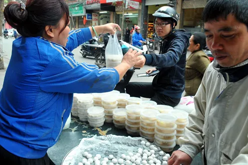 [Chế biến]- Tết Hàn thực, thêm bánh chay nhân lạc