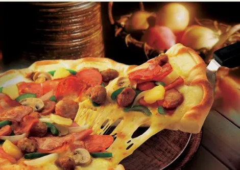 Cơn lốc quà tặng mừng The Pizza Company 1 t.uổi.