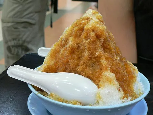 Ice kachang – món tráng miệng mát ngọt lịm