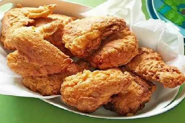 Không phải bột mì, thêm loại bột này mới giúp gà rán giòn rụm giống KFC “như đúc”