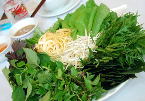 Mới lạ buffet cuốn ở Hà Nội