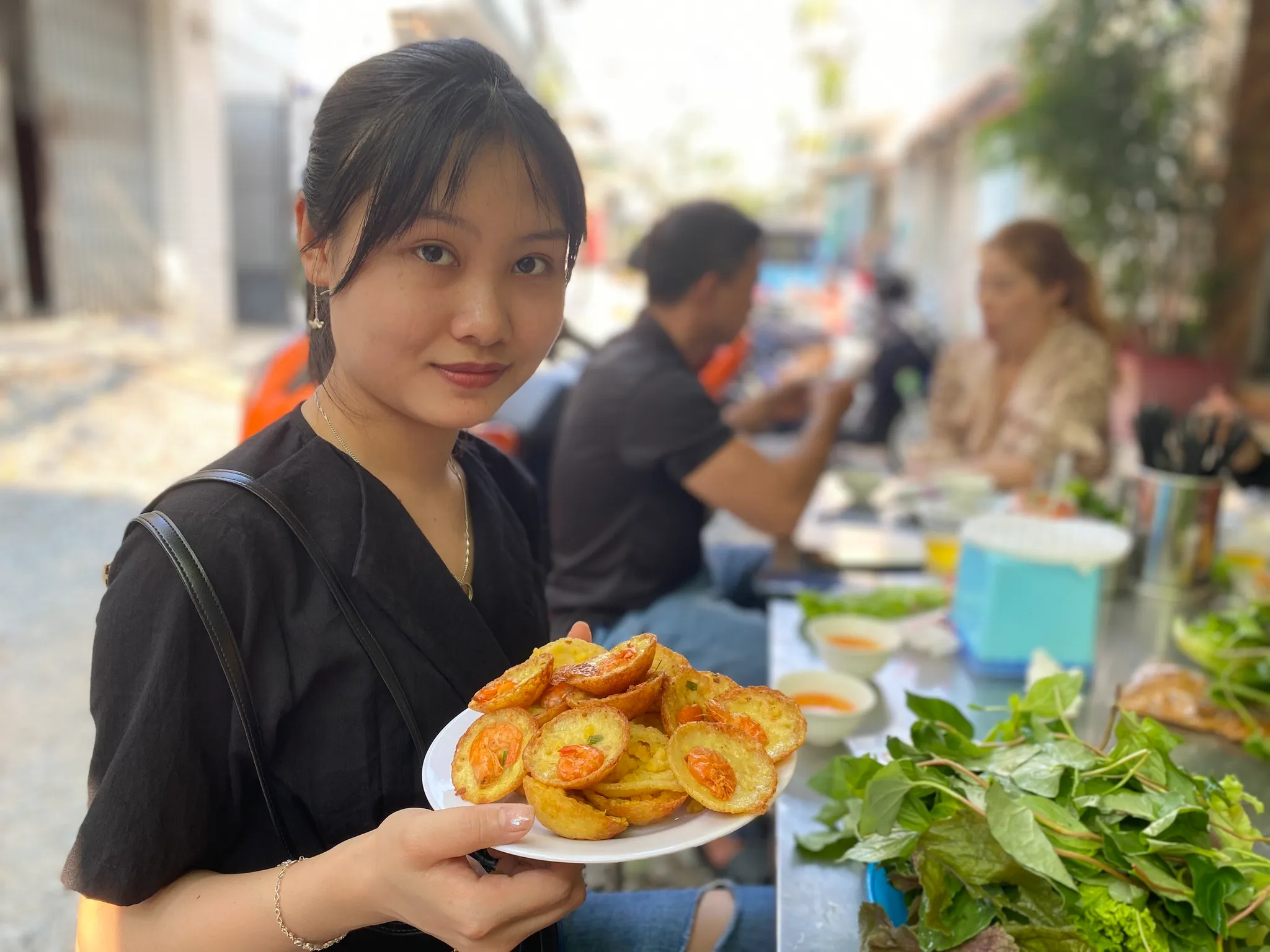 Muốn ăn bánh khọt, bánh căn ngon ở Sài Gòn, đến đâu?