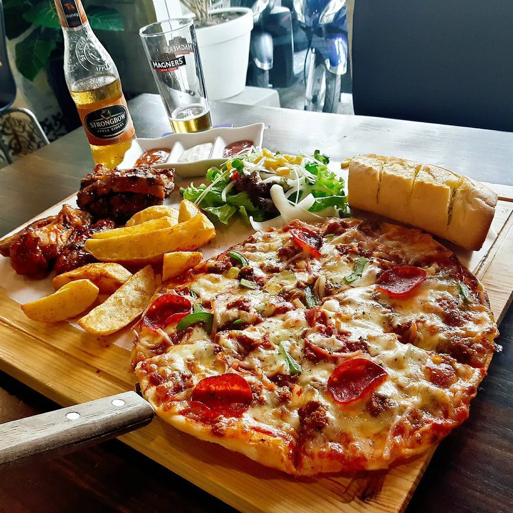 Nạp năng lượng với 5 tiệm pizza ship tận nhà tại TP.HCM