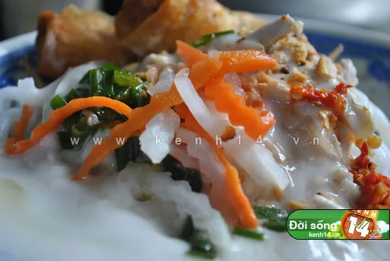 Sài Gòn: Bánh tằm bì – đặc sản miền Tây ở chợ Bàn Cờ