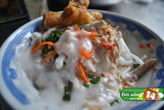 Sài Gòn: Bánh tằm bì – đặc sản miền Tây ở chợ Bàn Cờ