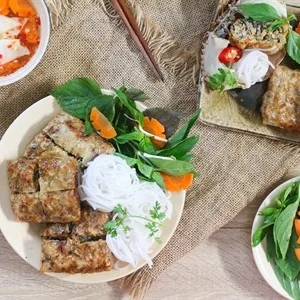 Salad củ sắn cà rốt