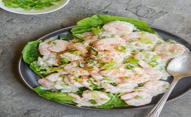 Salad tôm đơn giản với gia vị Old Bay