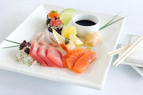 Sushi và sashimi Nhật