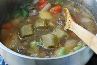 Thịt bò tái kiểu Pháp (STEAK TARTARE)