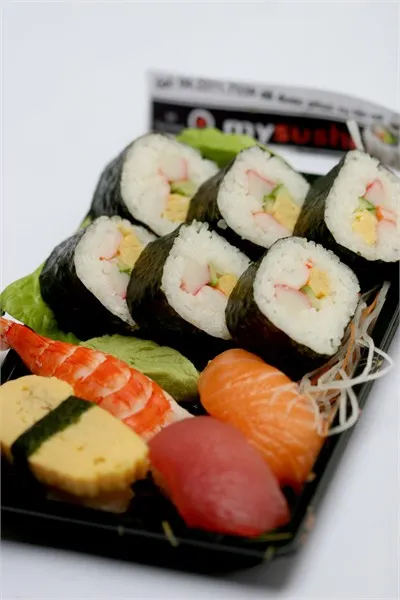 Thưởng thức Sushi với giá cực sốc