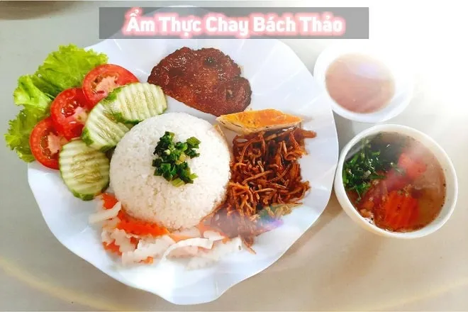 Top 10 quán cơm trưa văn phòng ở Huế mà người Sài Gòn thích nhất