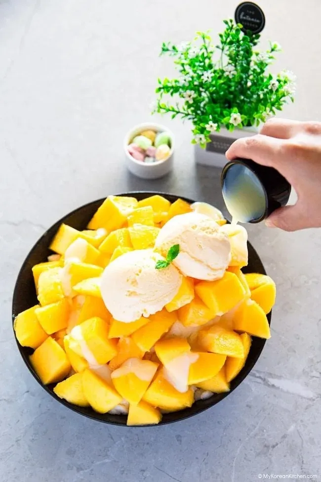 Trời đã vào hè, làm ngay món bingsu xoài mát lạnh, thơm ngon, giải nhiệt cho ngày nắng nóng