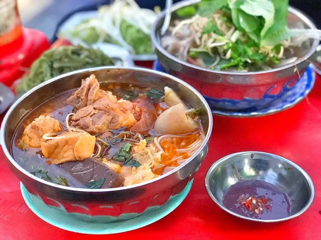 Tuyệt chiêu làm món canh hầm củ quả đẹp mắt, ngon hơn nhà hàng