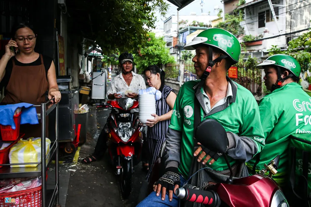 Xe bánh nướng làm khách ‘đau bụng’, anh chủ cam kết ‘kể không cười không lấy t.iền’